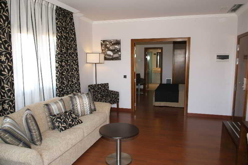 Hotel Hacienda Castellar Villarrubia De Santiago Habitación foto